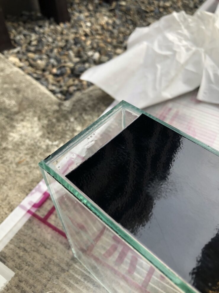 ガラスケースにフィルムを貼る方法(カッティングシート)